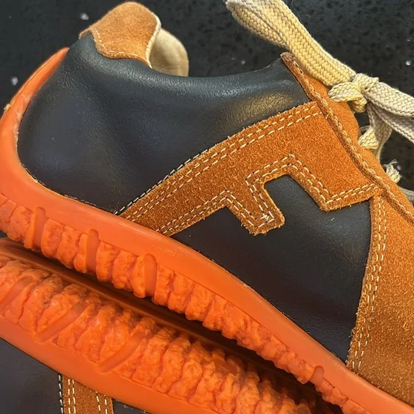 John Fleuvog Trainers - Picture 3 of 9